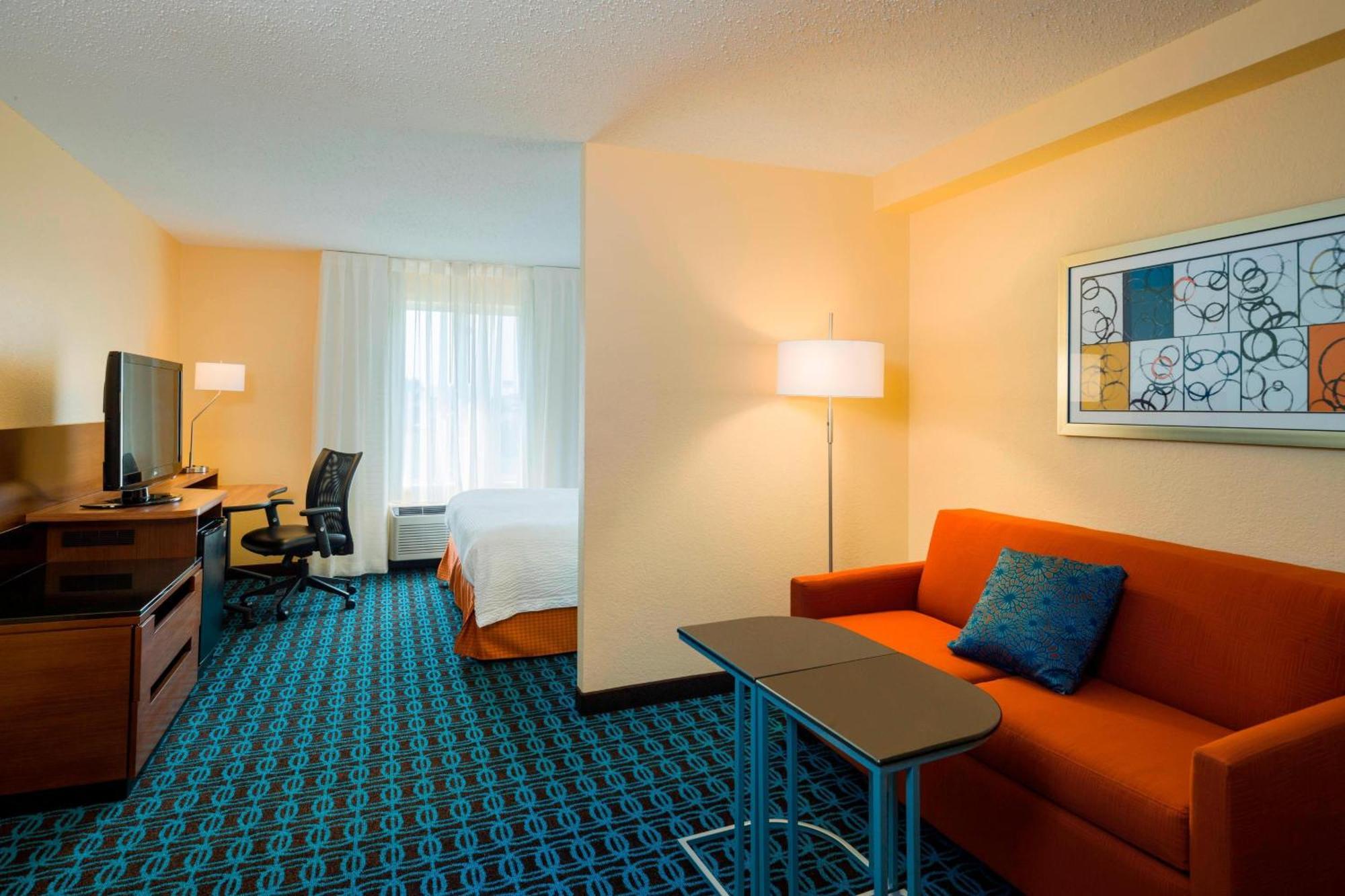BW Allentown Bethlehem Lehigh Valley Inn & Suites Buitenkant foto